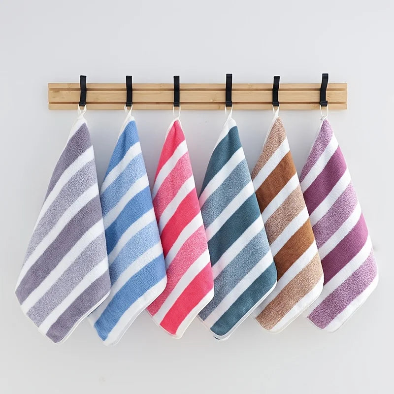 2-Pack Striped Microfiber Bath Towel Set – Soft, Quick-Drying & Highly Absorbent in , Modern Design