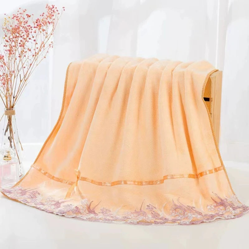 Plain Color Lace-Trimmed 3-Piece Set – Soft & Absorbent Embroidered Gift Towel & Bath Towel Collection